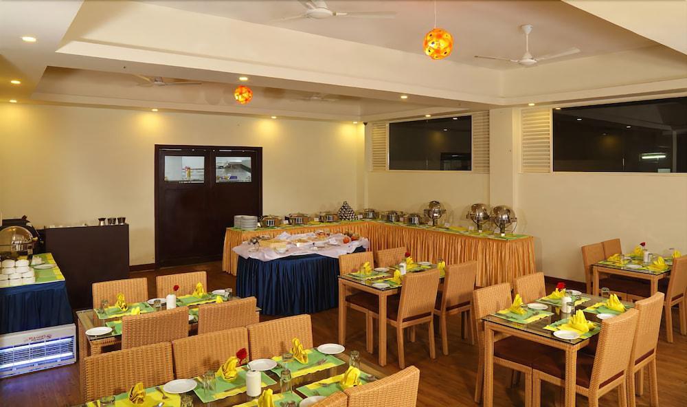 Elephant Court Thekkady Kültér fotó